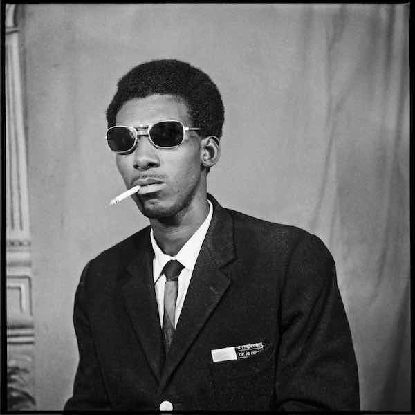Le Vendeur Sénégalais qui Fume, 1972