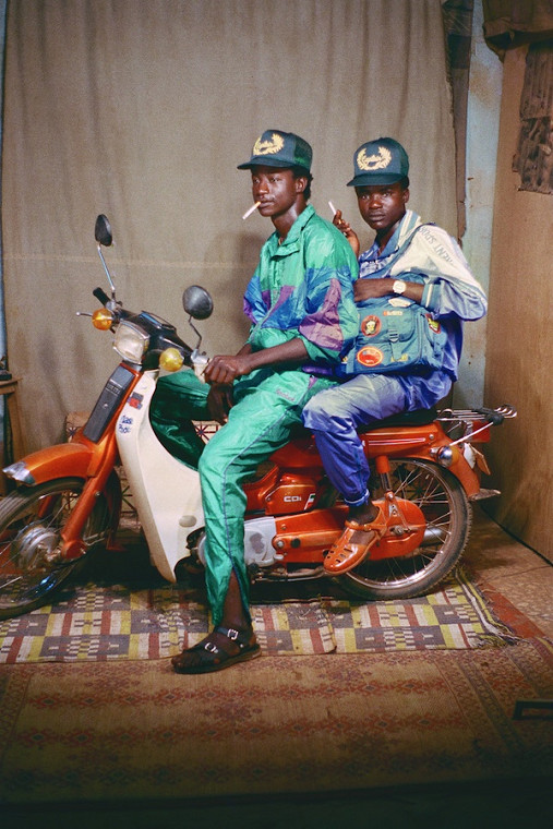 Les Deux Fumeurs à Mobylette, 1994